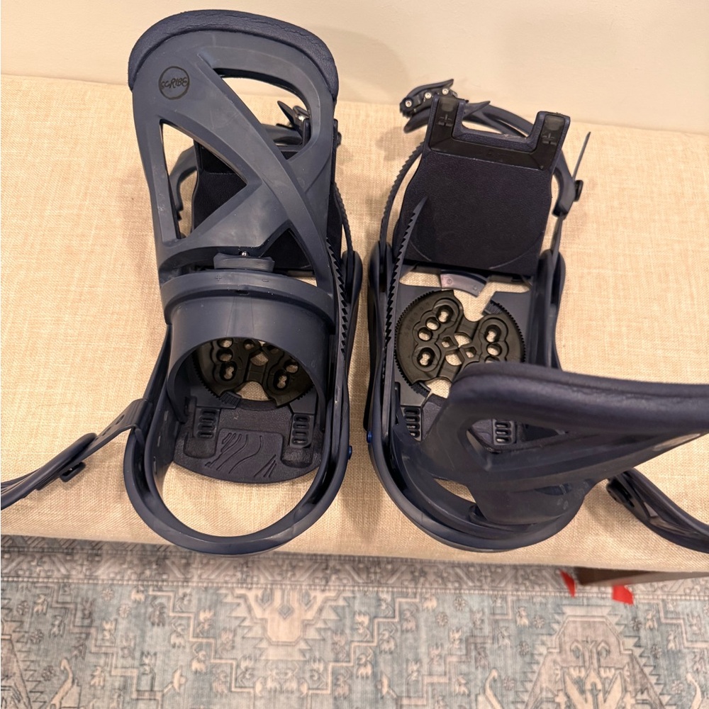 Burton Navy Snowboard Bindings Large